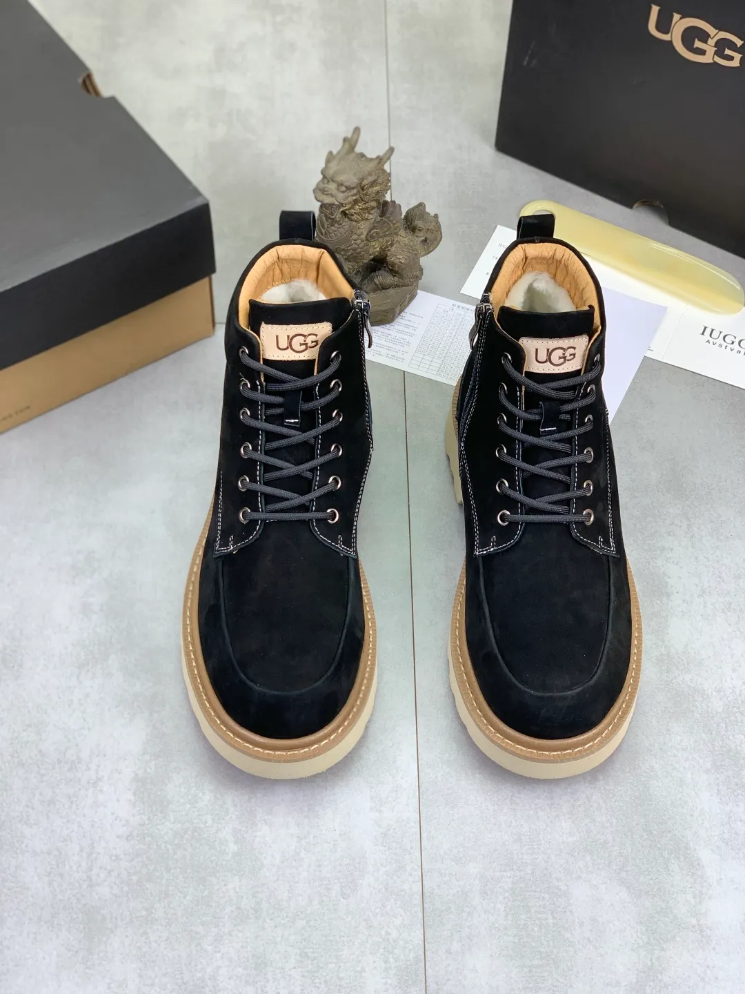 Men's men's shoes P620 New arrival🆕🆕🆕 IUGGI Men's British retro Martin boots Winter new men's outdoor hiking boots First layer of cowhide on the outside Wool on the inside Comfortable and warm Rubber sole sole Non-slip and firm Trendy and fashionable Casual and versatile Size: 39-44 (customized for 45) Color: two colors